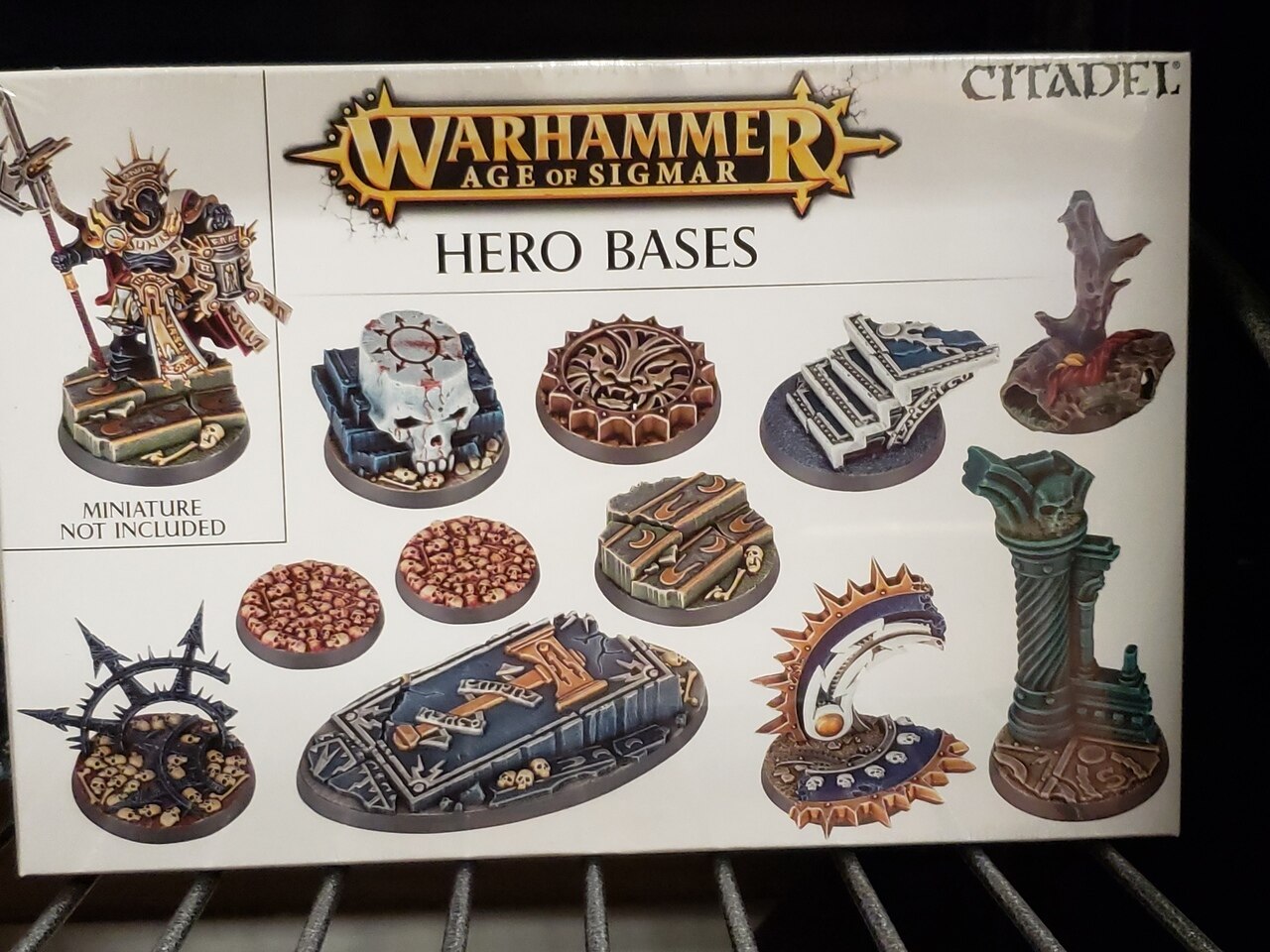 [Deprecated] Warhammer 40K: Hero Bases
