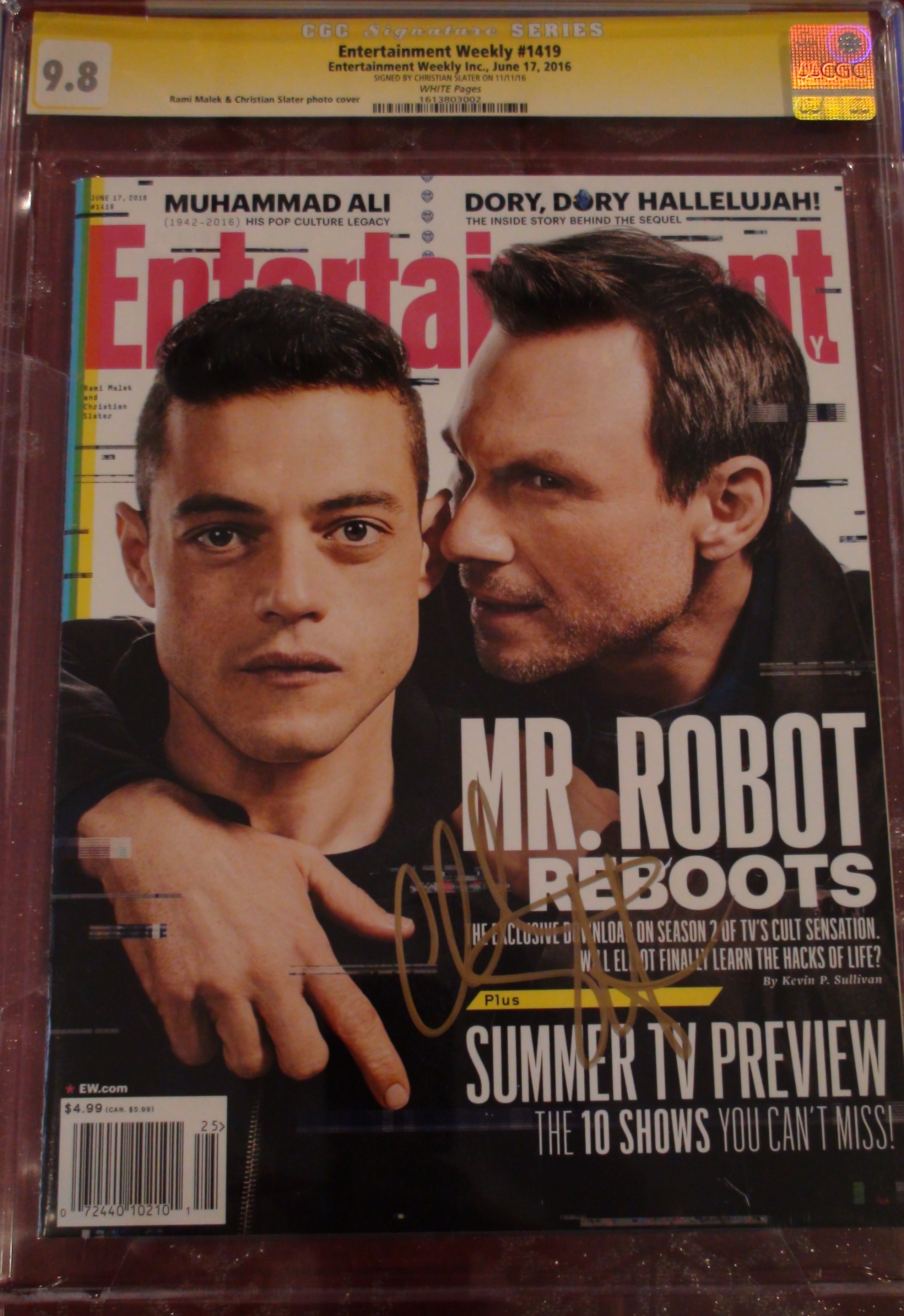 Entertainment Weekly #1419 signed by Christian Slater CGC 9.8