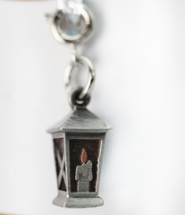 Traveler's Trinkets: Lantern Charm