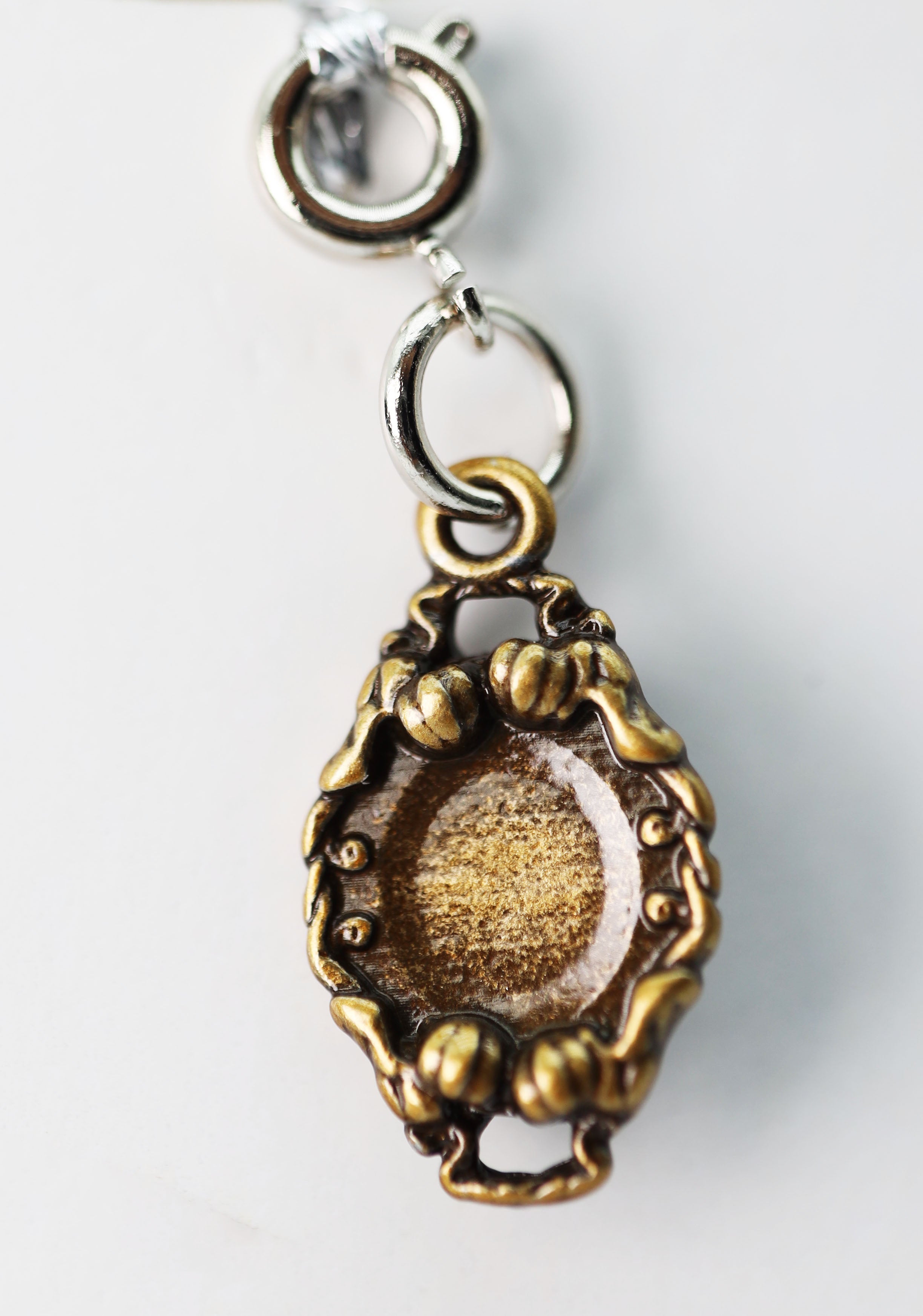 Travelers Trinkets: Pumpkin Tray Charm