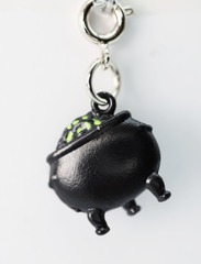 Traveler's Trinkets: Cauldron Charm