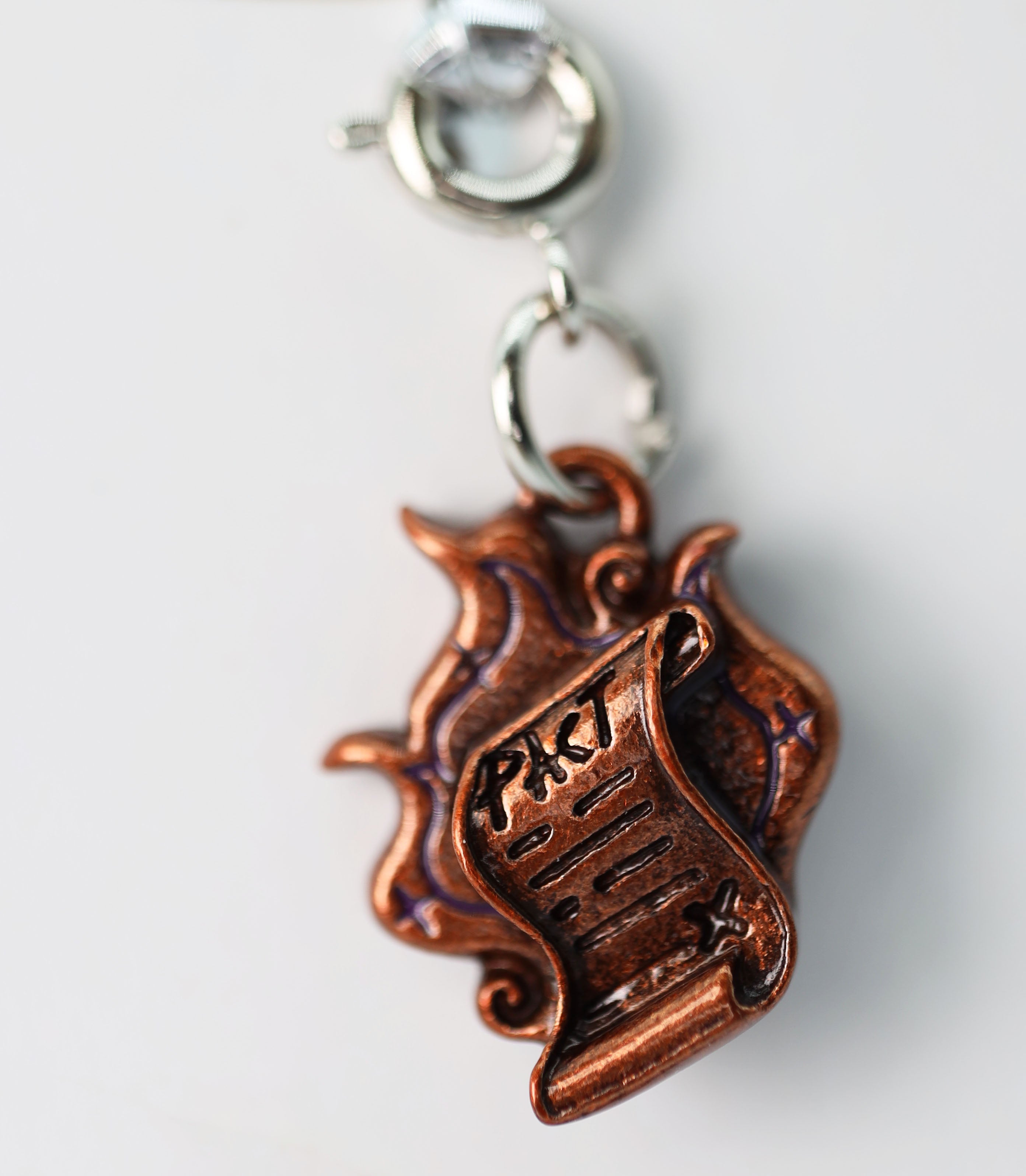 Travelers Trinkets: Warlock Contract Charm
