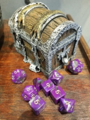 Treasure Chest with 9 piece set included