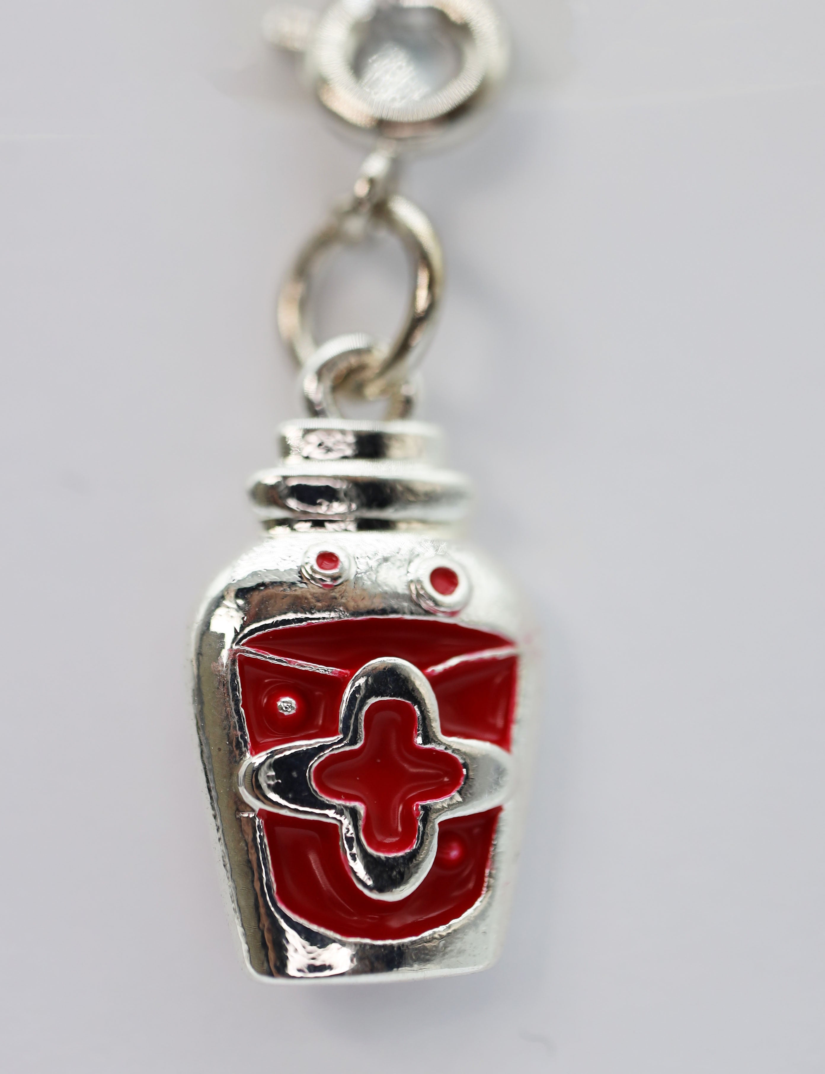 Travelers Trinkets: Healing Potion Charm