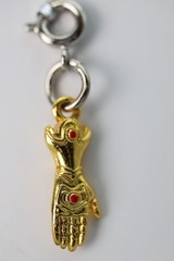 Traveler's Trinkets: Enchanted Gauntlet Charm
