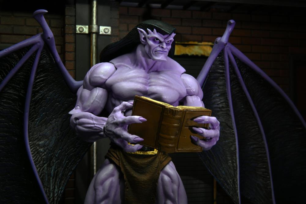 Disney’s Gargoyles Ultimate Goliath Figure