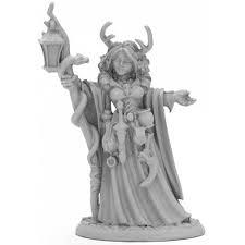 Dark Heaven: ReaperCon Iconic Bonehenge Priestess