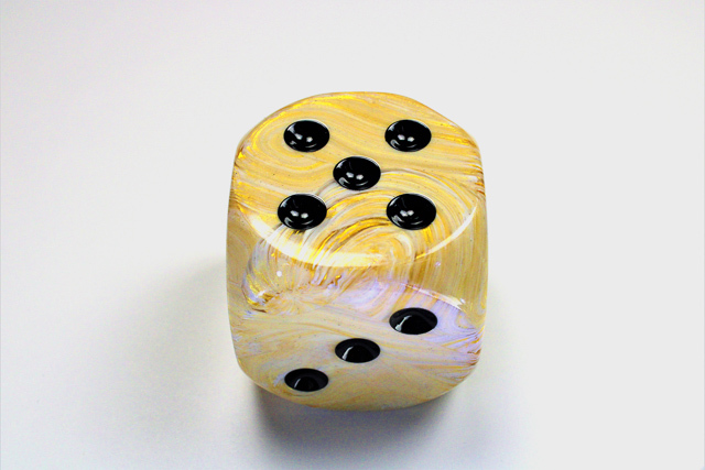 Marble 50mm w/pips Ivory/black d6  DM5092