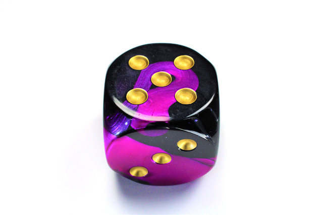 Gemini® 50mm w/pips Black-Purple/gold d6 DG5040