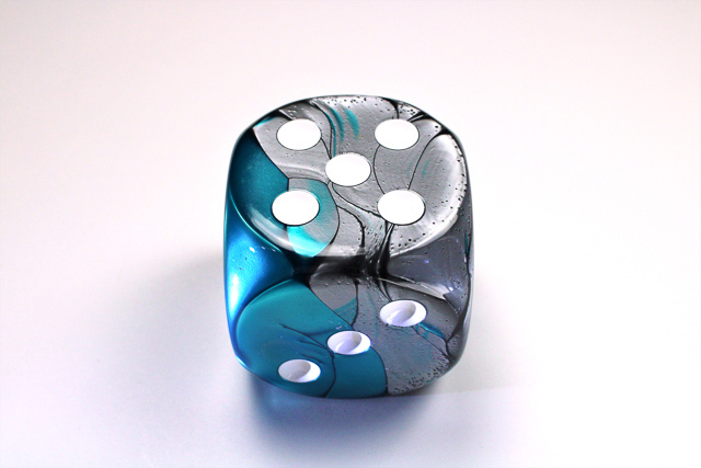 Gemini® 50mm w/pips Steel-Teal/white d6 DG5056