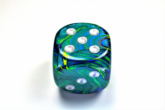 Festive® 50mm w/pips Green/silver d6  DF5065