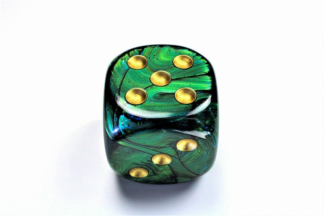Scarab Jade/gold 50mm d6 dice w/pips
