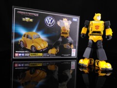 Transformers Masterpiece Edition MP-45 Bumblebee and Spike 2.0