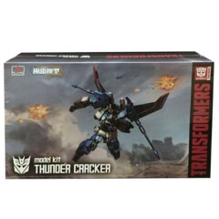 Flame Toys: Transformers Thunder Cracker Model Kit