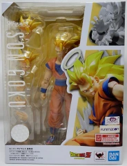 S.H. Figuarts - Dragon Ball Z Super Saiyan 3 Son Goku