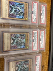 Blue-Eyes White Dragon - LDS2-EN001 Purple PSA 9