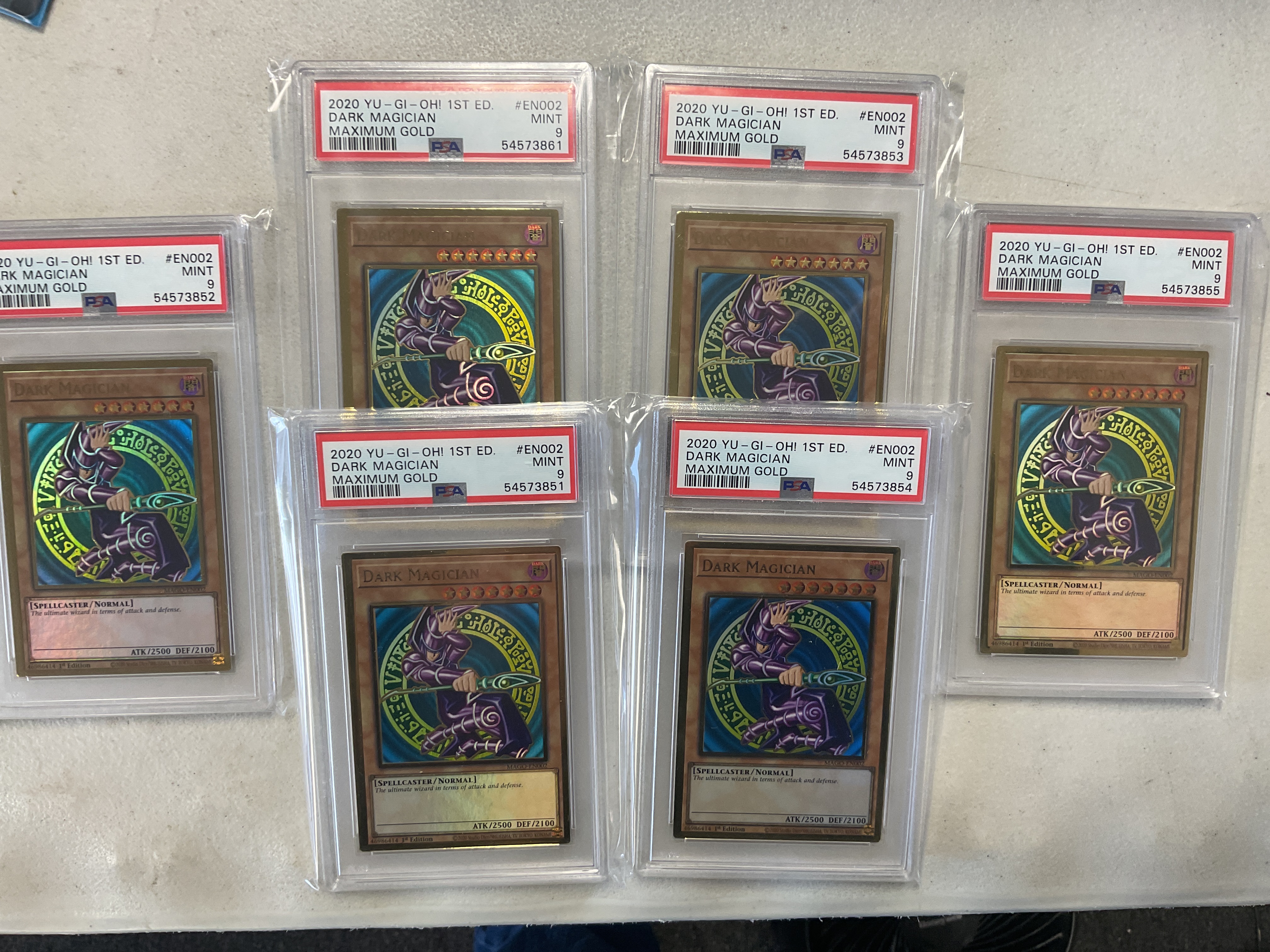 Dark Magician - MAGO-EN002 PSA 9