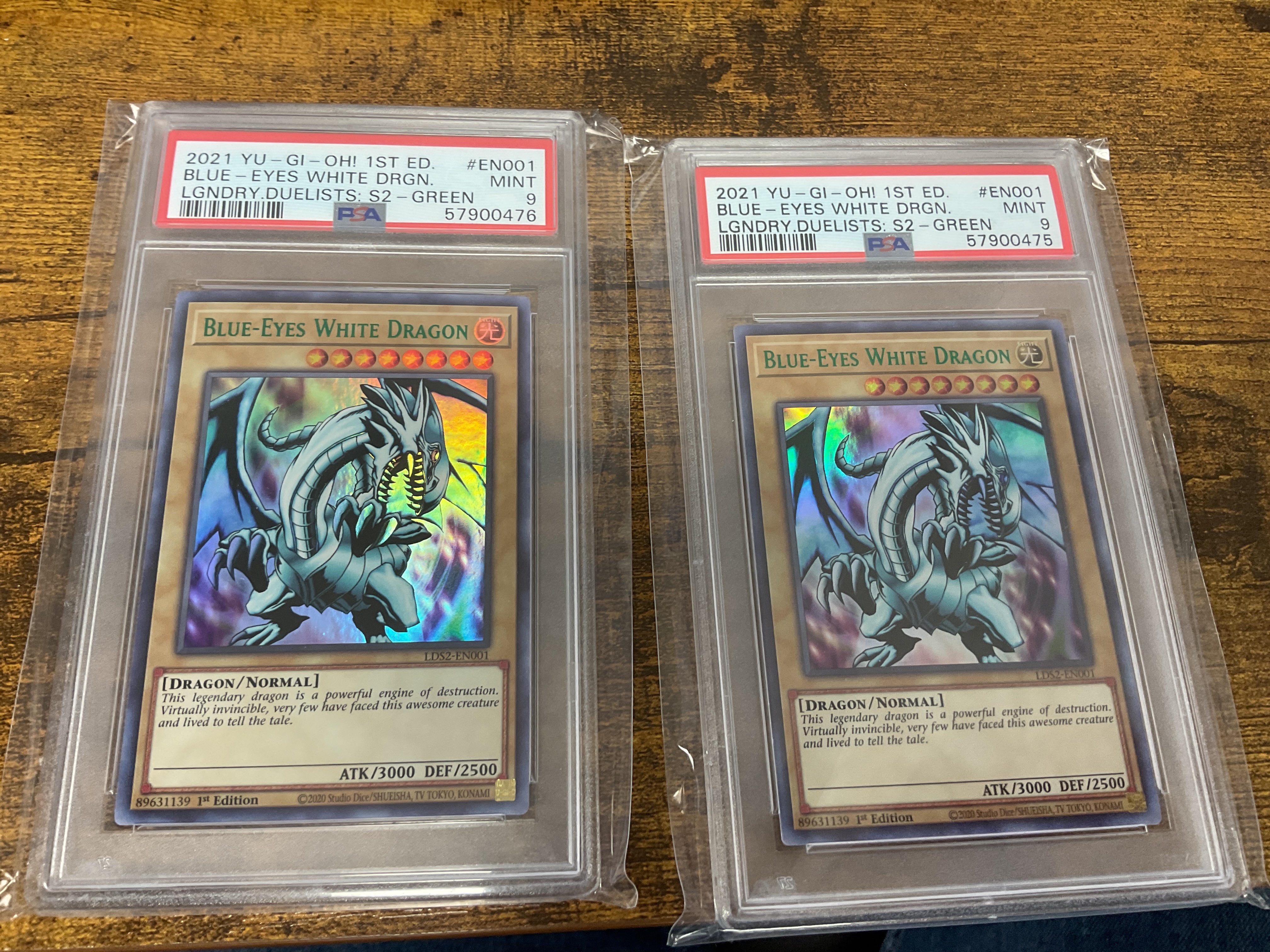 Blue-Eyes White Dragon - LDS2-EN001 Green PSA 9