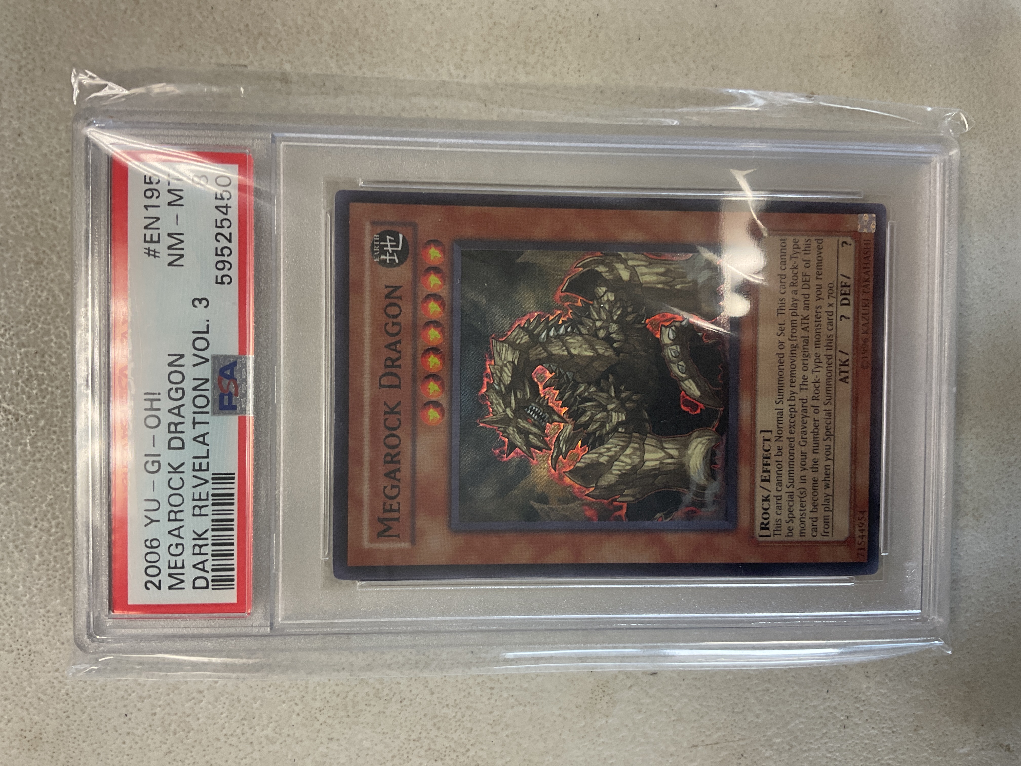 Megarock Dragon - DR3-EN195 PSA 8