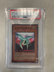 Different Dimension Dragon - DR1-EN177 PSA 9