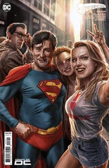 SUPERMAN #8B BERMEJO VARIANT