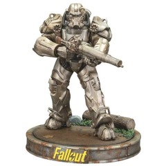 Fallout - Amazon Maximus Statue