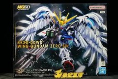 Master Grade Super Performed- Wing Gundam Zero
