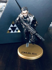 Deus Ex Mankind Divided Collector's Edition 9