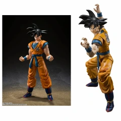 S.H. Figuarts Dragonball - Son Goku Super Hero Posable Figure