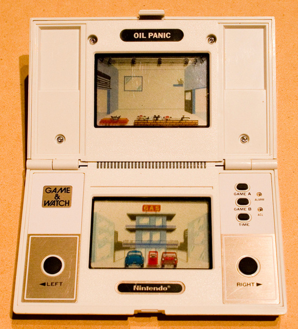 Game & Watch: Oil Panic (Multi Screen Series) - Video Games 
