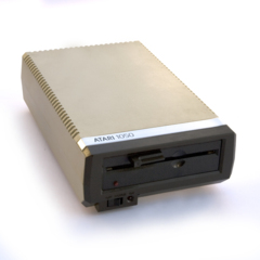 Atari 1050 Disk Drive (Atari Computers)