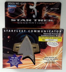 RJ0031: Star Trek: Generations: Starfleet Communicator: Playmates: 6147: 1994: NIB