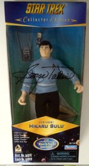 RJ0411: AUTOGRAPHED: Star Trek: Collector's Edition: Lietenant Hikaru Sulu: Playmates: 16099: 1996: NIB