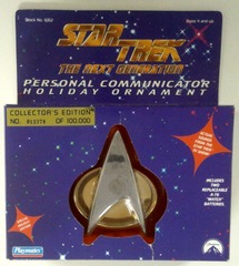 RJ0667: Star Trek: Personal Communicator Holiday Ornament: Playmates: 6162: 1993