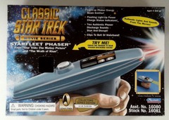RJ0038: Classic Star Trek: Movie Series: Starfleet Phaser: Playmates: 16081: 1996: NIB