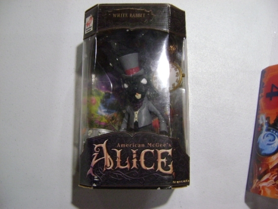 White Rabbit(Black): American Mcgee's Alice