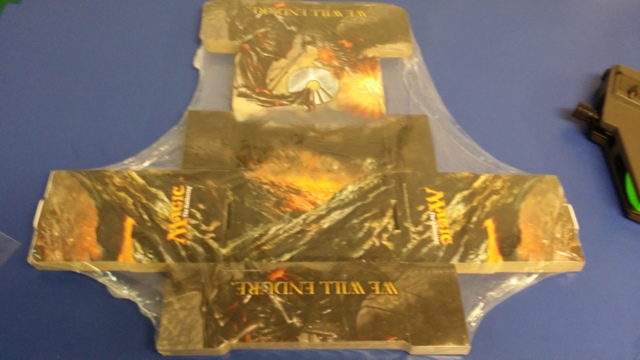 MTG Deck Box Mirrodin Besieged Promo