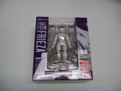 DBZ S.H. Figuart Final Form Frieza