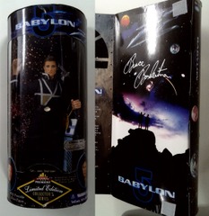 RJ0288: AUTOGRAPHED: Babylon 5: Limited Edition Collector's Series: Cpt. John Sheridan: Exclusive Premiere: 1997: NIB