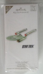 RH013: Star Trek: U.S.S. Defiant: Hallmark Keepsake: Event Exclusive 2011