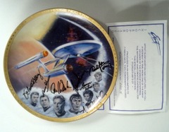 RJP042: AUTOGRAPHED: Star Trek: Plate Collection: U.S.S. Enterprise NCC 1701: Ernst: 6463H