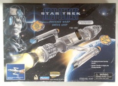 RJ0089: Star Trek: First Contact: Phoenix Warp Drive Ship: Playmates: 16147: 1996: NIB