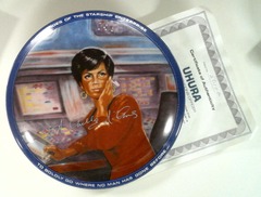 RJP087: AUTOGRAPHED: Star Trek: Plate Collection: Uhura: Ernst: 26100