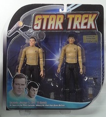 RJ1235: Star Trek: Captain James T. Kirk and Spock: Dilithium Collection 1329/1701: Diamond Select: 2010