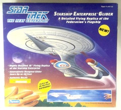 RJ0006: Star Trek: The Next Generation: Starship Enterprise Glider: Playmates: 6113: 1993: NIB