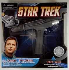 RJ1042: Star Trek: Classic Phaser: Toys R Us Exclusive (Grey Handle): Diamond Select: 2008