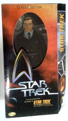 RJ0793: Star Trek: Classic Edition: Captain James Kirk: Playmates: 65609: 1999: NIB