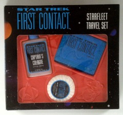 RJ0742: Star Trek: First Contact: Starfleet Travel Set: Care-Acters: 1996